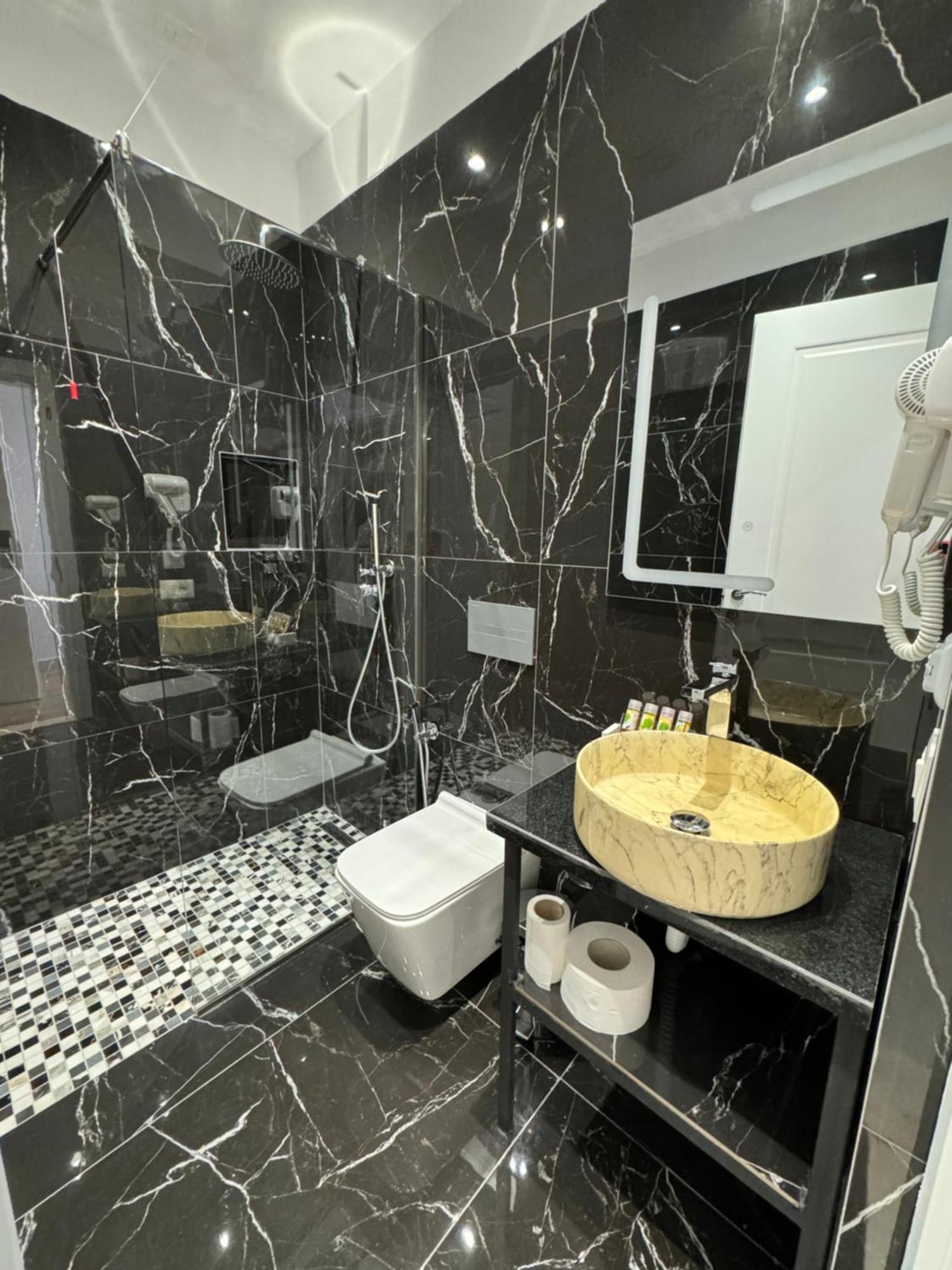 Hotel Panorama & Spa 爱尔巴桑 外观 照片