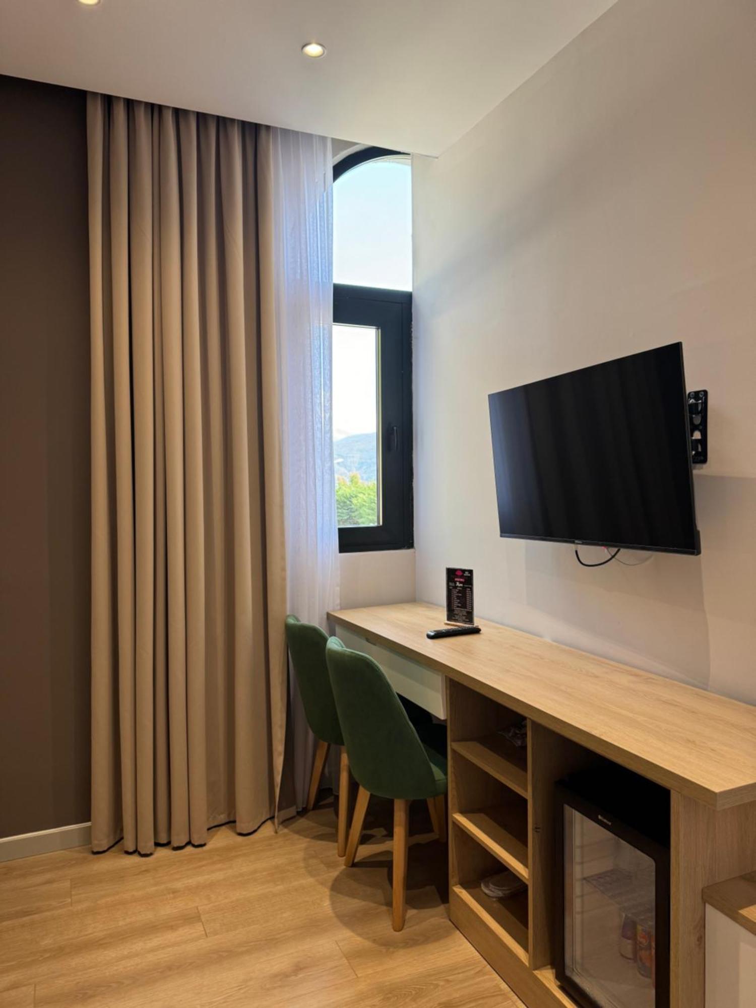 Hotel Panorama & Spa 爱尔巴桑 外观 照片